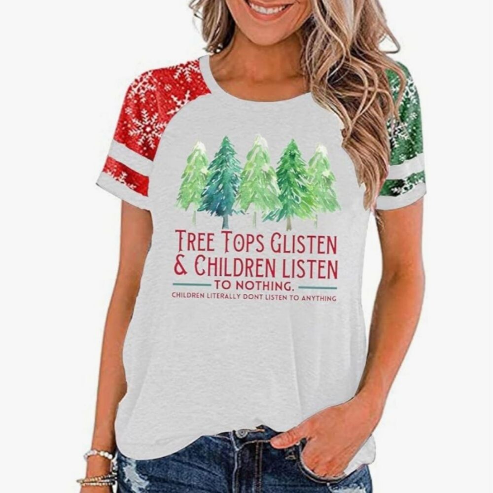 Festive Christmas Tree Graphic Short Sleeve Top Size Large NWOT P2P 21.5